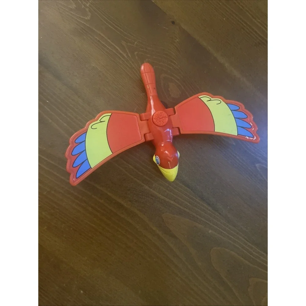 2005 Scholastic Maya & Miguel Paco Red Parrot Figure Wendy's Kids Meal Toy PBS